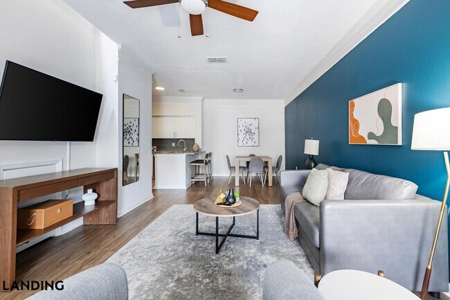 Foto del edificio - 2801 Biltmore Park Dr