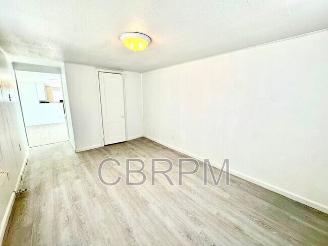 Foto del edificio - 2305 27th St