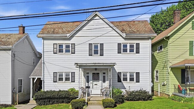 Foto del edificio - 125 S Clay St