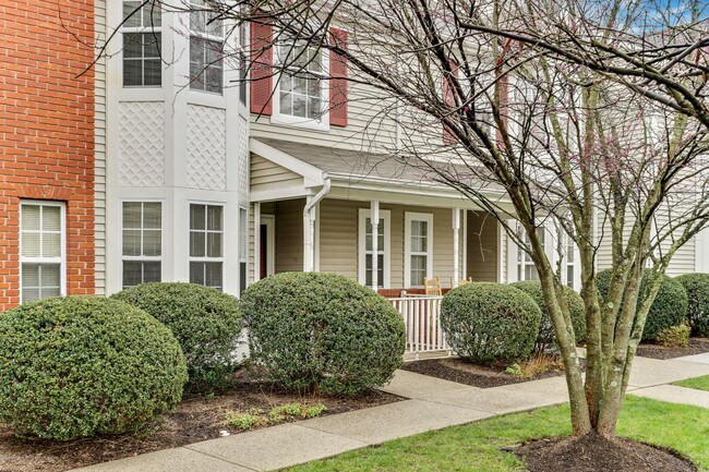 Foto del edificio - 13 Lexington Ct