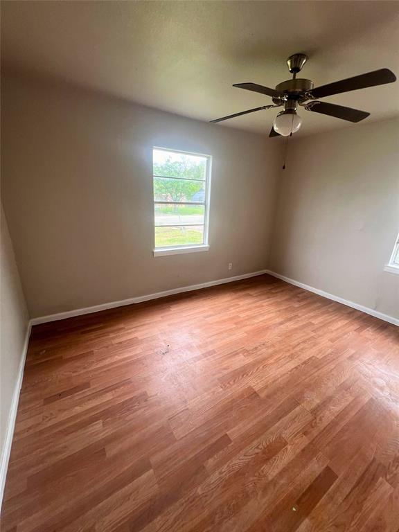 Foto del edificio - 10406 Rosehaven Dr