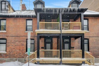 Building Photo - 412 Lewis St