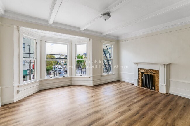 Building Photo - 901 Stanyan St