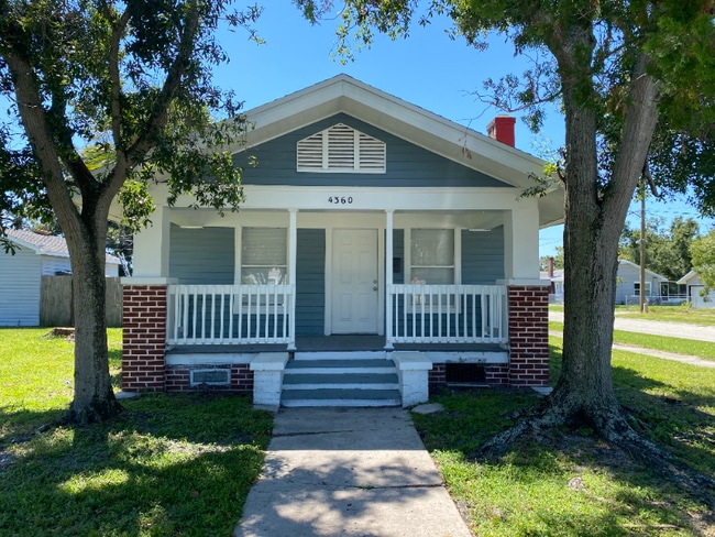 Building Photo - 4360 Emerson Ave S
