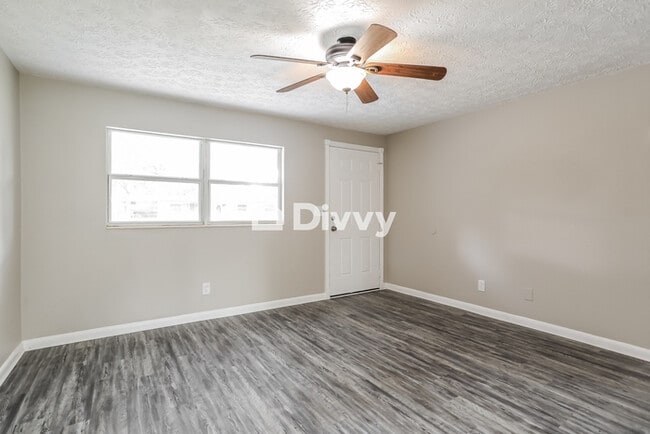 Building Photo - 327 BONNLYN DR, ORANGE PARK, FL 32073