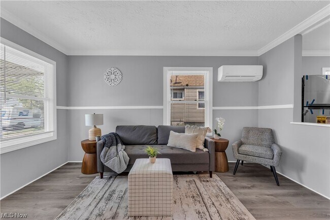 Foto del edificio - 5701 Longwood Ave