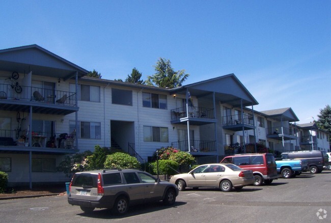 Building Photo - View North Apartments