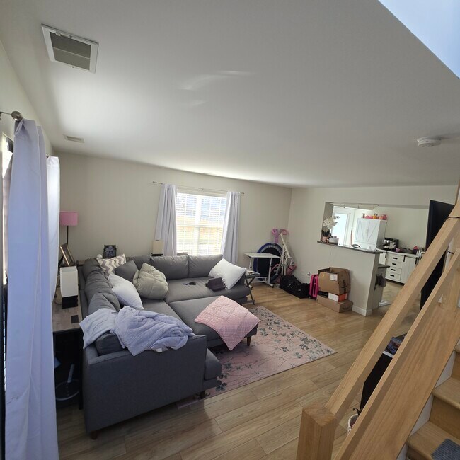 Foto del edificio - 1643 Dogwood Dr