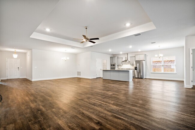 Building Photo - 31517 Shadwell Dr