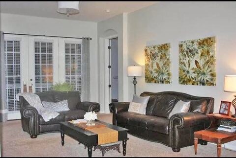 Foto del edificio - 6819 Kinsale Ln