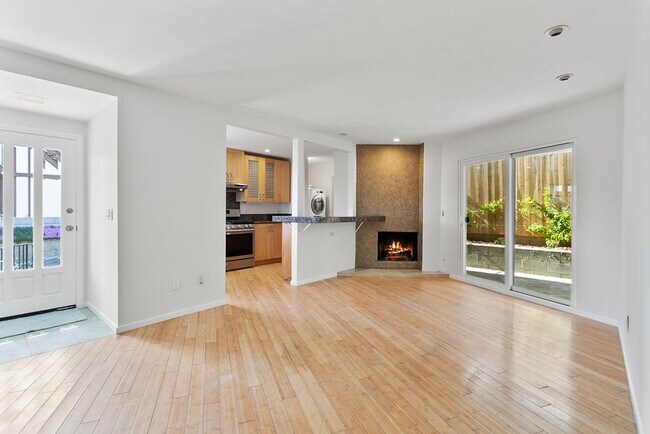 Foto del edificio - Charming Lantern District Bungalow