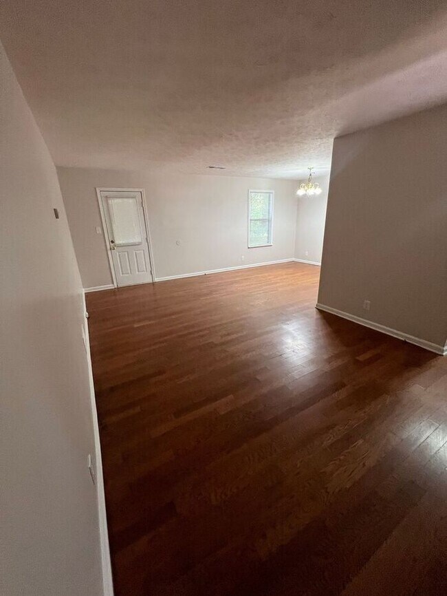 Foto del edificio - !!!WARNING: AVOID SCAMS CONFIRM RENTAL AT ...