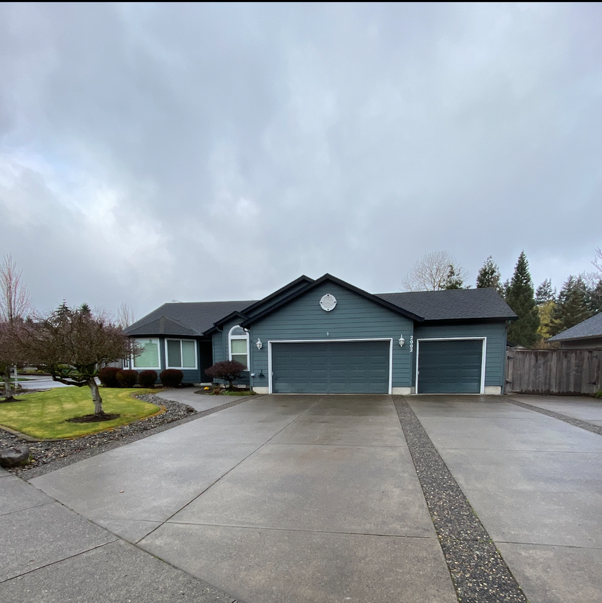 Primary Photo - Beautiful Ranch Style Home