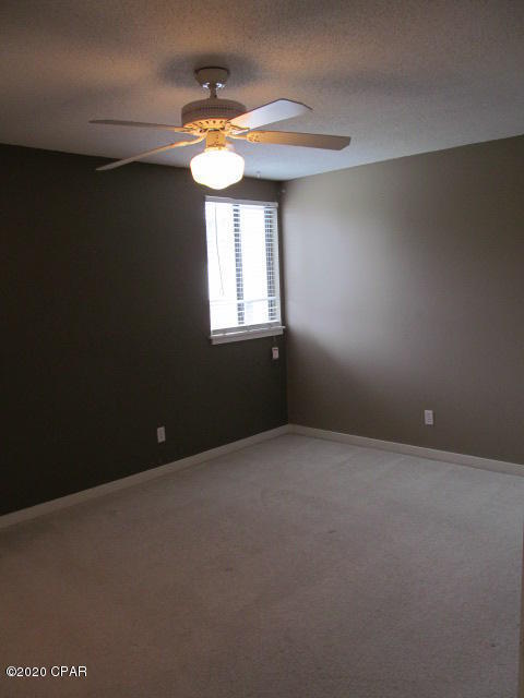 Foto del edificio - 4726 Bay Point Rd