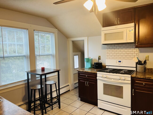 Foto del edificio - 23 Konstin Pl