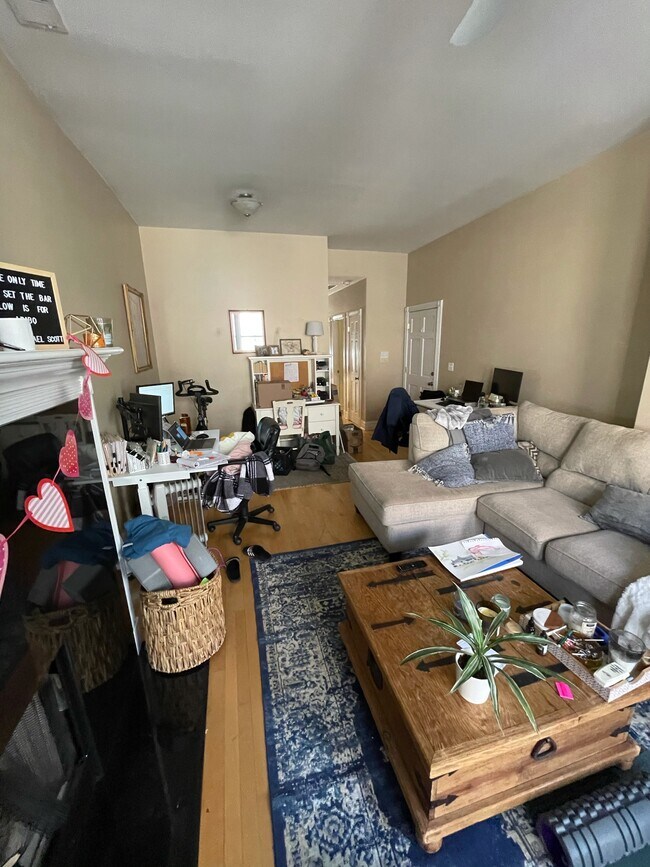 Foto del edificio - 2764 N Lincoln Ave