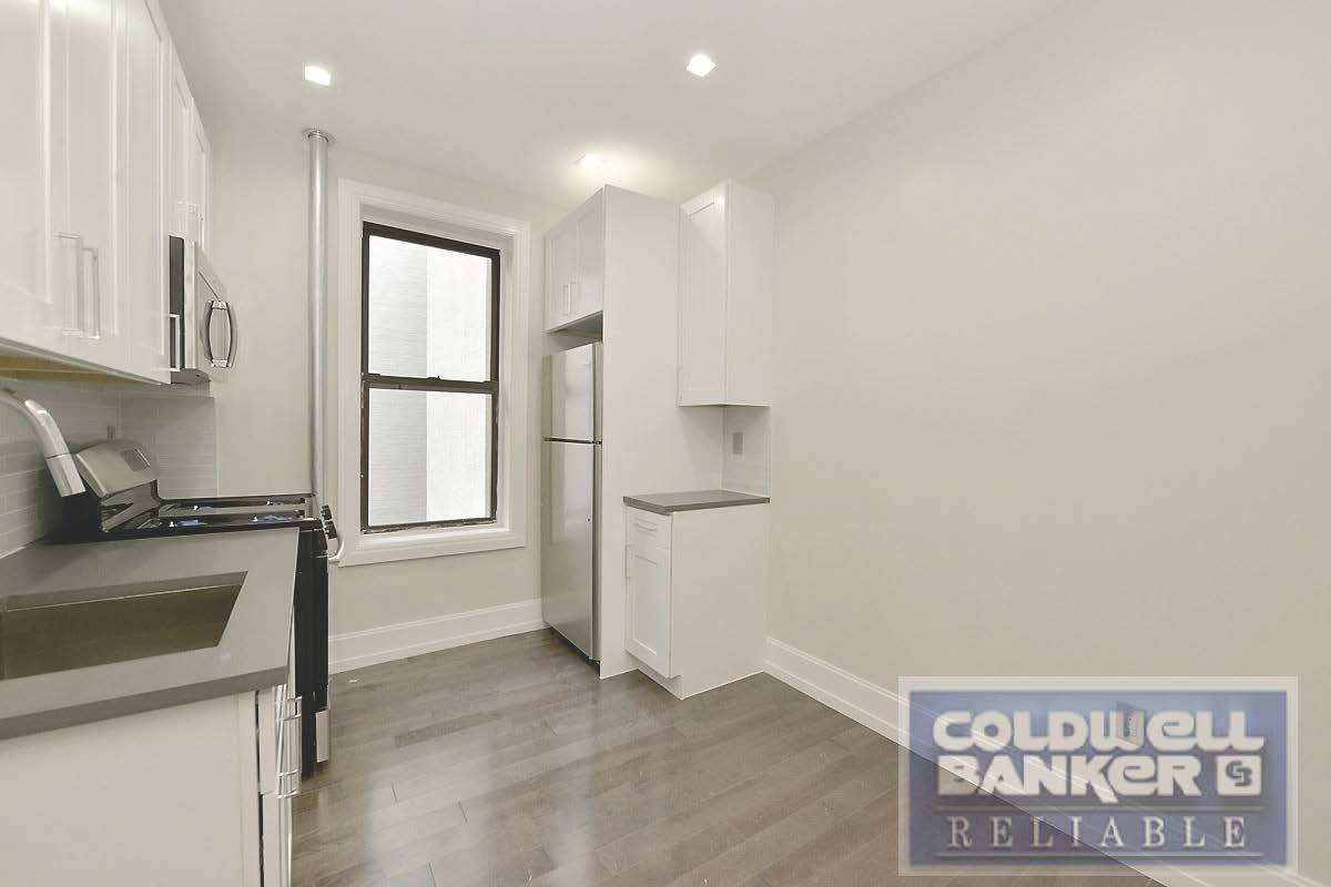 Primary Photo - Nicely Renovated 1-BR in Bensonhurst!