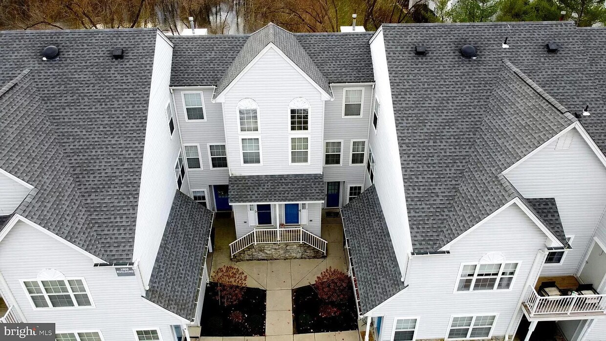 Foto principal - 1007 Squirrel Rd