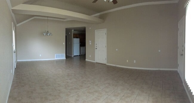 Building Photo - 1111 Powder River Dr