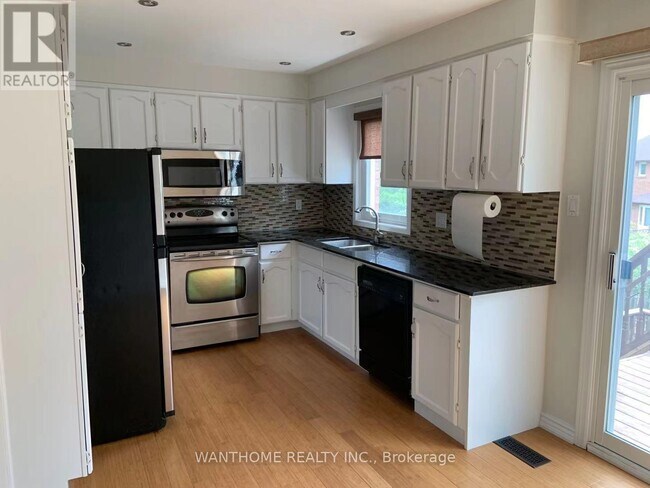 Building Photo - 2710 Harewood Ct