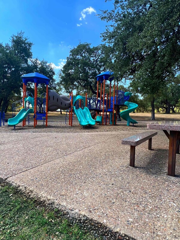 401 Buchanan Dr, TX 78611 Room for Rent in TX