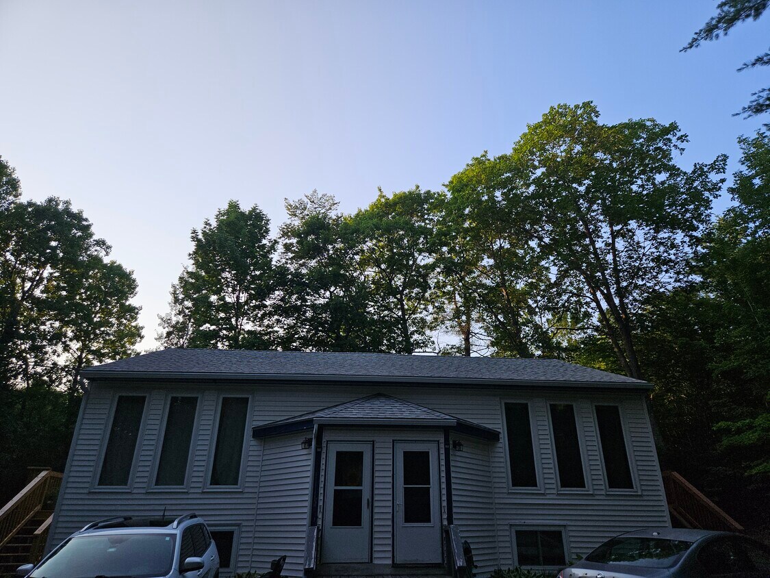 Primary Photo - 132 Maranacook Rd