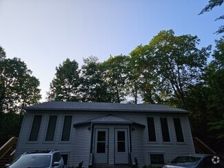 Building Photo - 132 Maranacook Rd