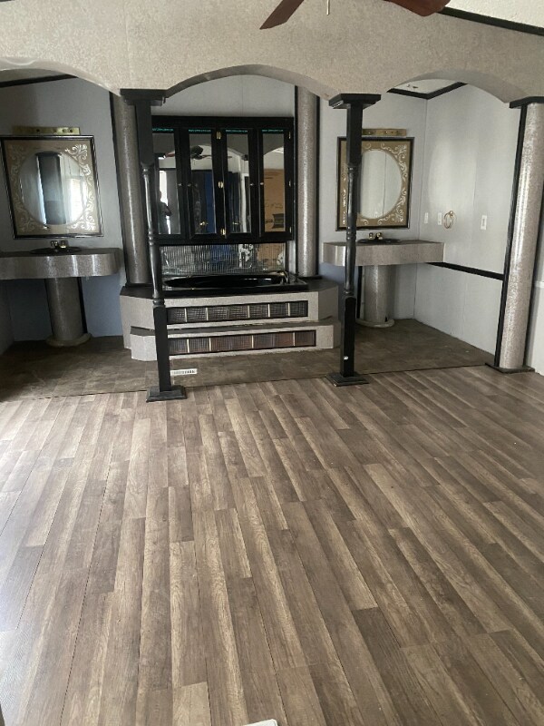 Foto del edificio - 3210 Crystal Ave