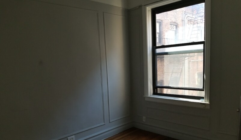 Bedroom - 188 Claremont Ave