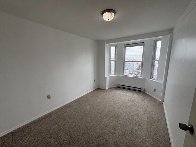 Foto del edificio - 2312 Arctic Ave