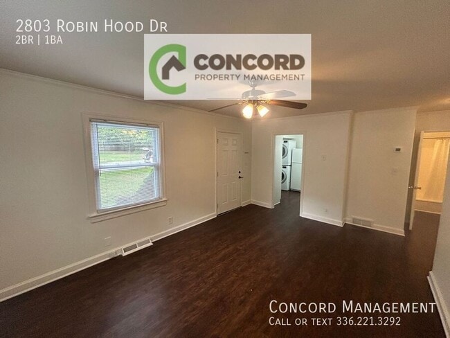 Foto del edificio - 2803 Robin Hood Dr