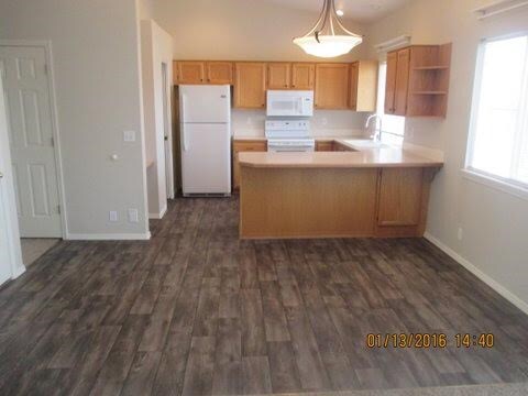 Foto del edificio - 1900 Meadowgrass | Immaculate 4 Bedroom Ho...