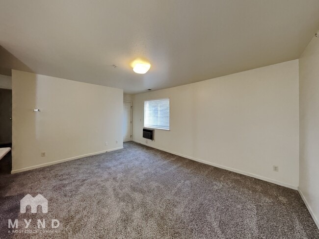 Building Photo - 954 Berrum Ln