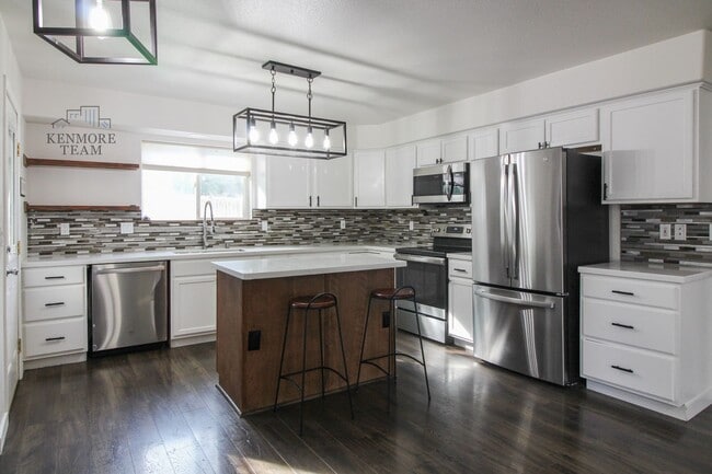 Building Photo - 2503 W 37th Ave
