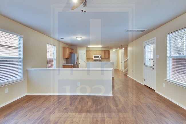 Foto del edificio - 2311 Bluffstone Dr