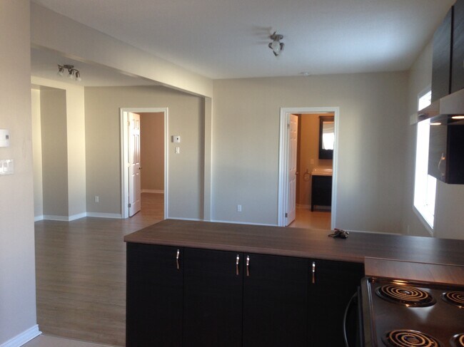 Photo du bâtiment - 2-Bedroom Apartment in Gatineau