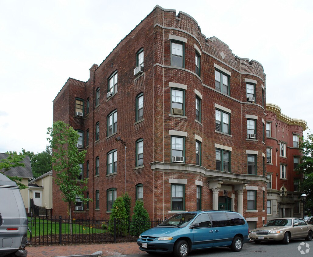 Building Photo - Maple Commons