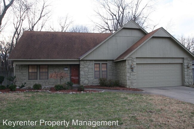 Foto del edificio - 4 br, 3 bath House - 2808 S Dogwood Ave