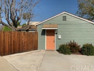 Primary Photo - 304 S Glendora Ave