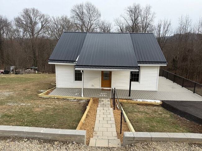 Building Photo - 520 Virginia Ave