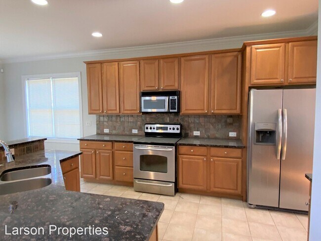 Building Photo - 4 br, 2.5 bath House - 1841 Dunbar Place