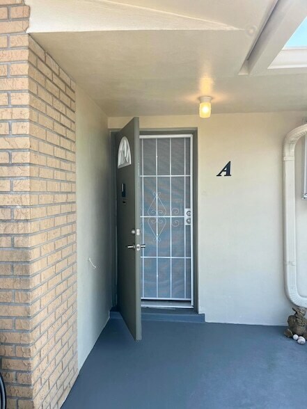 Foto del edificio - 2551 Emory Dr W