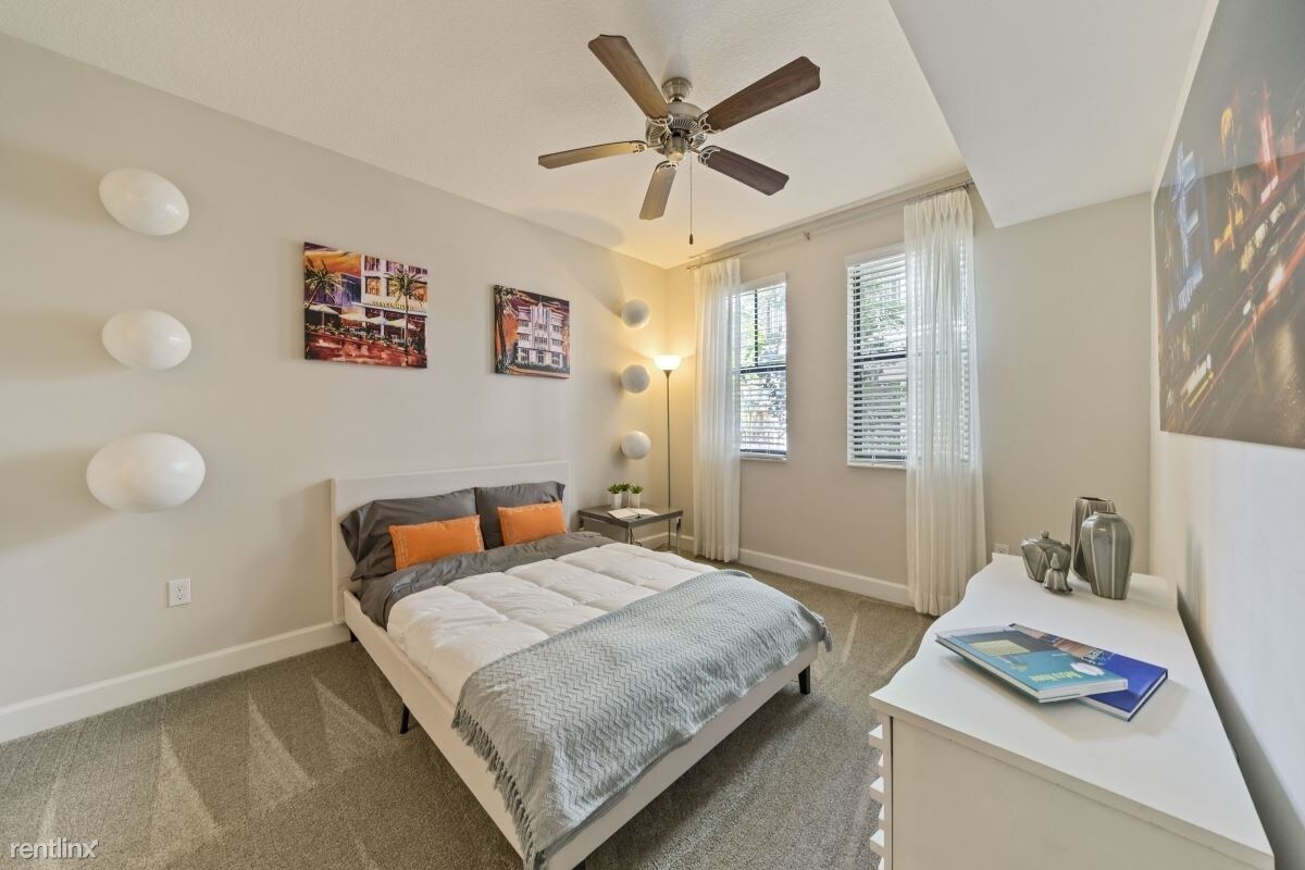 Foto del edificio - 7901 Sheridan St