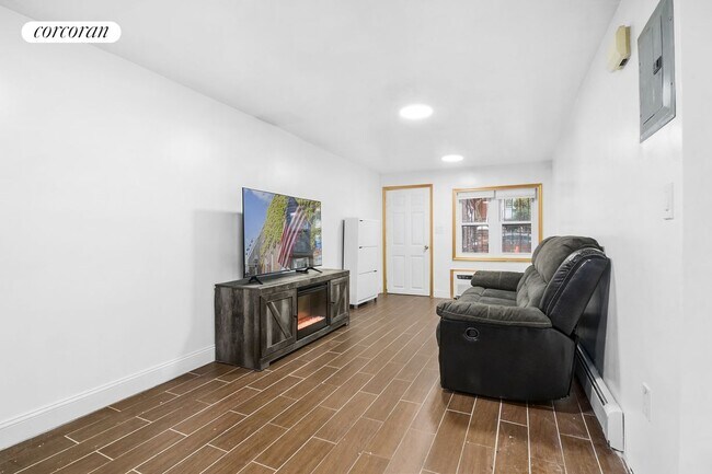 Foto del edificio - 15 Paerdegat 14th St