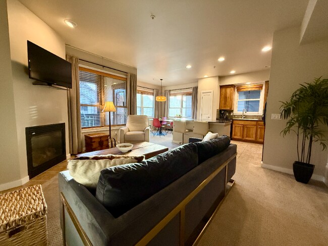 Foto del edificio - 6008 St Moritz Dr