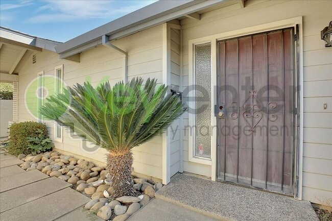 Foto del edificio - 5636 Clark Ave