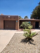 Building Photo - 1017 Galvan Dr