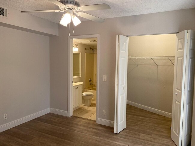 Building Photo - 8069 Severn Dr