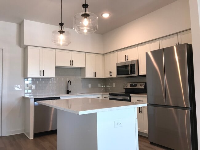 Kitchen - 1540 Lebanon Pike