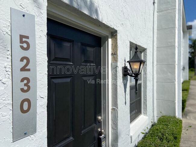 Foto del edificio - 5230 Davisson Ave